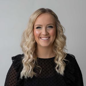 Headshot of Michelle Ryken