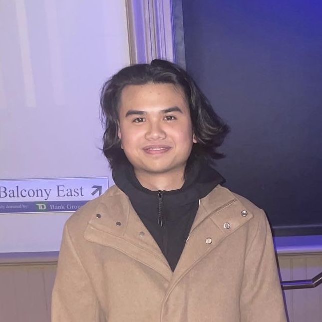 A headshot of Pakin Pongpaiboon