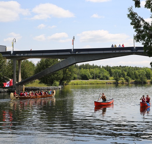 People rowing in the Otonabee river