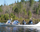 photo students in canoe